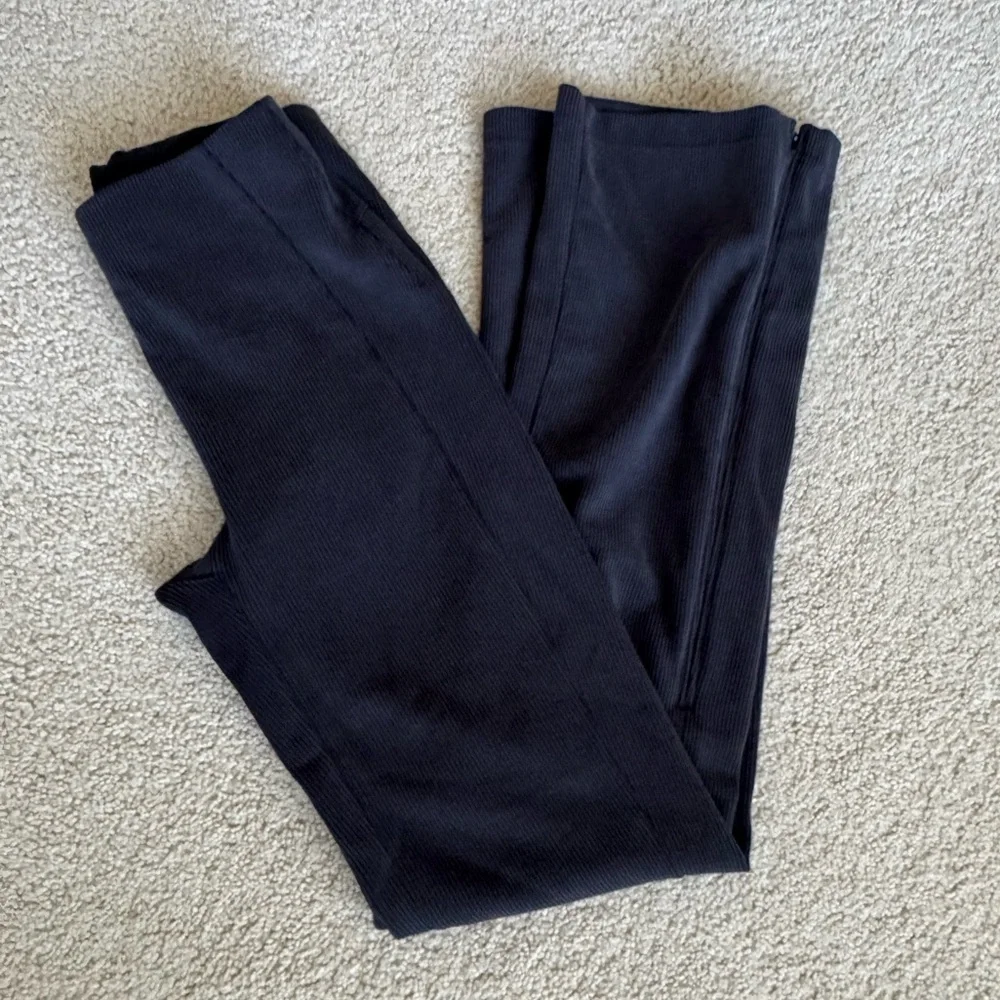 Lululemon - Softstreme Ribbed Zip Flare Pant - Picture 4 of 15